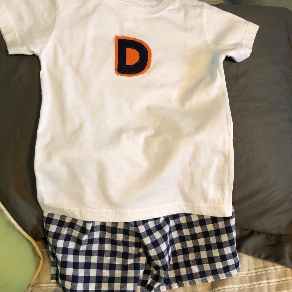 Adorable Shorts/Tee Combo!